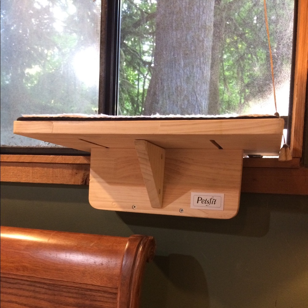 Sturdy Cat Window Perch